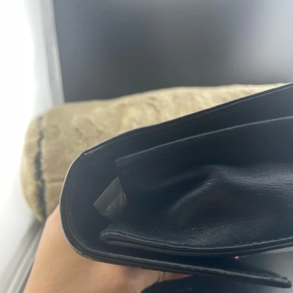 Salvatore Ferragamo Black Leather Wristlet - Picture 5 of 13